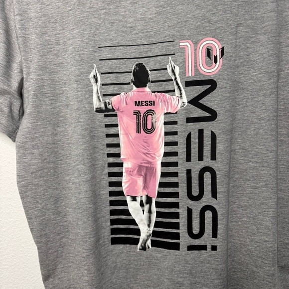 Messi authentic logo number 10 soccer player gray Tshirt size M NWT - Picture 6 of 10